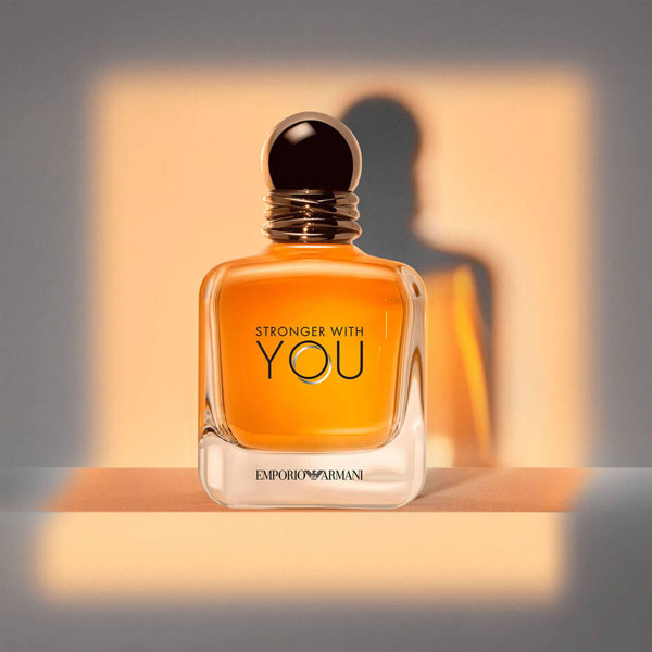 عطر ادکلن جورجیو آرمانی امپریو آرمانی استرانگر ویت یو